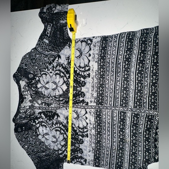 Woman Lucky Brand Blouse Size Medium Long Sleeves - Picture 5 of 6